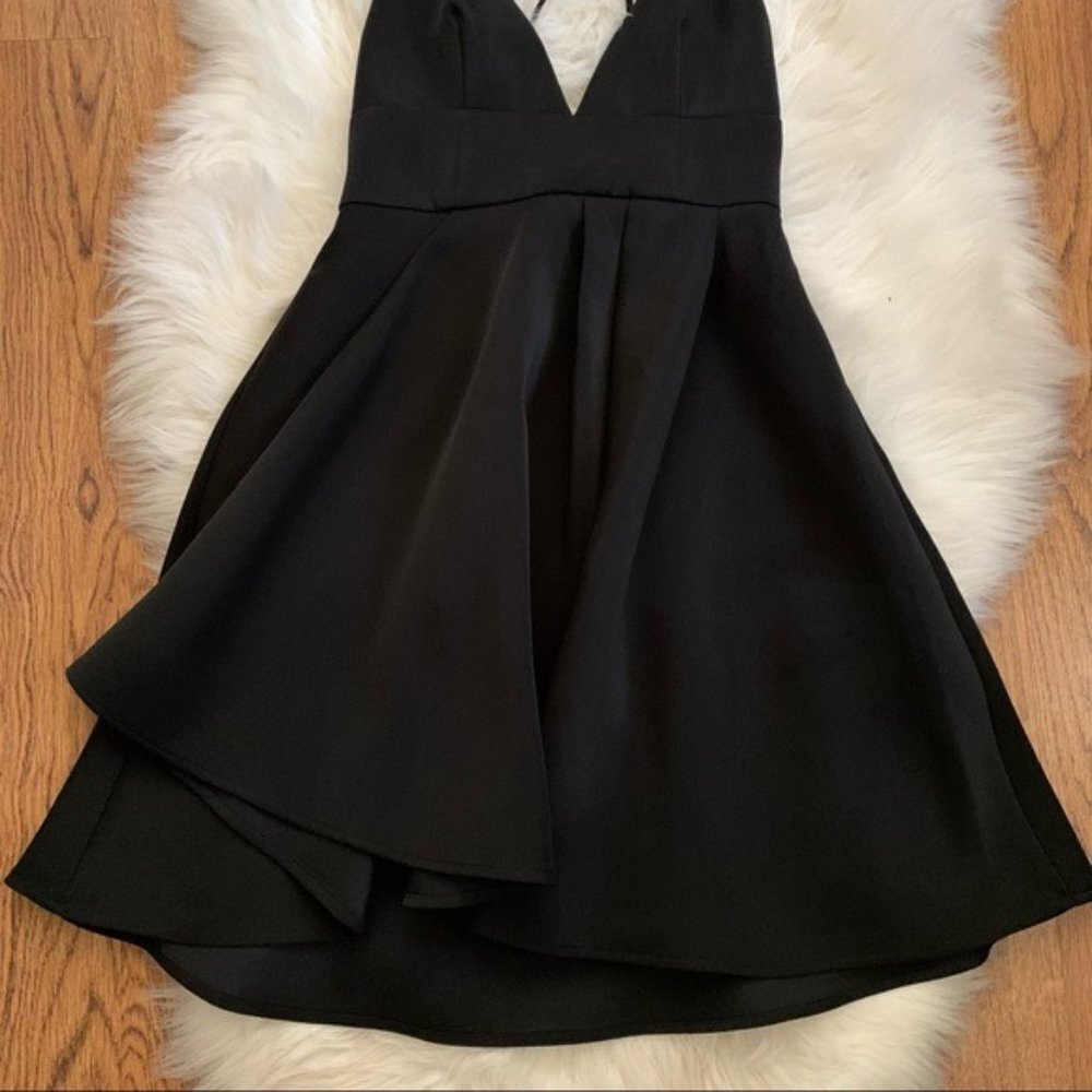 - Stylestaker Dress - Picture 4 of 13